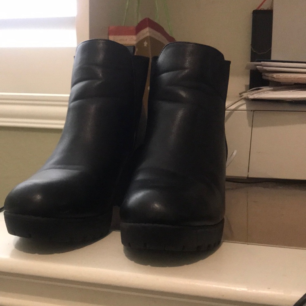 Black booties - Picture 4 of 4